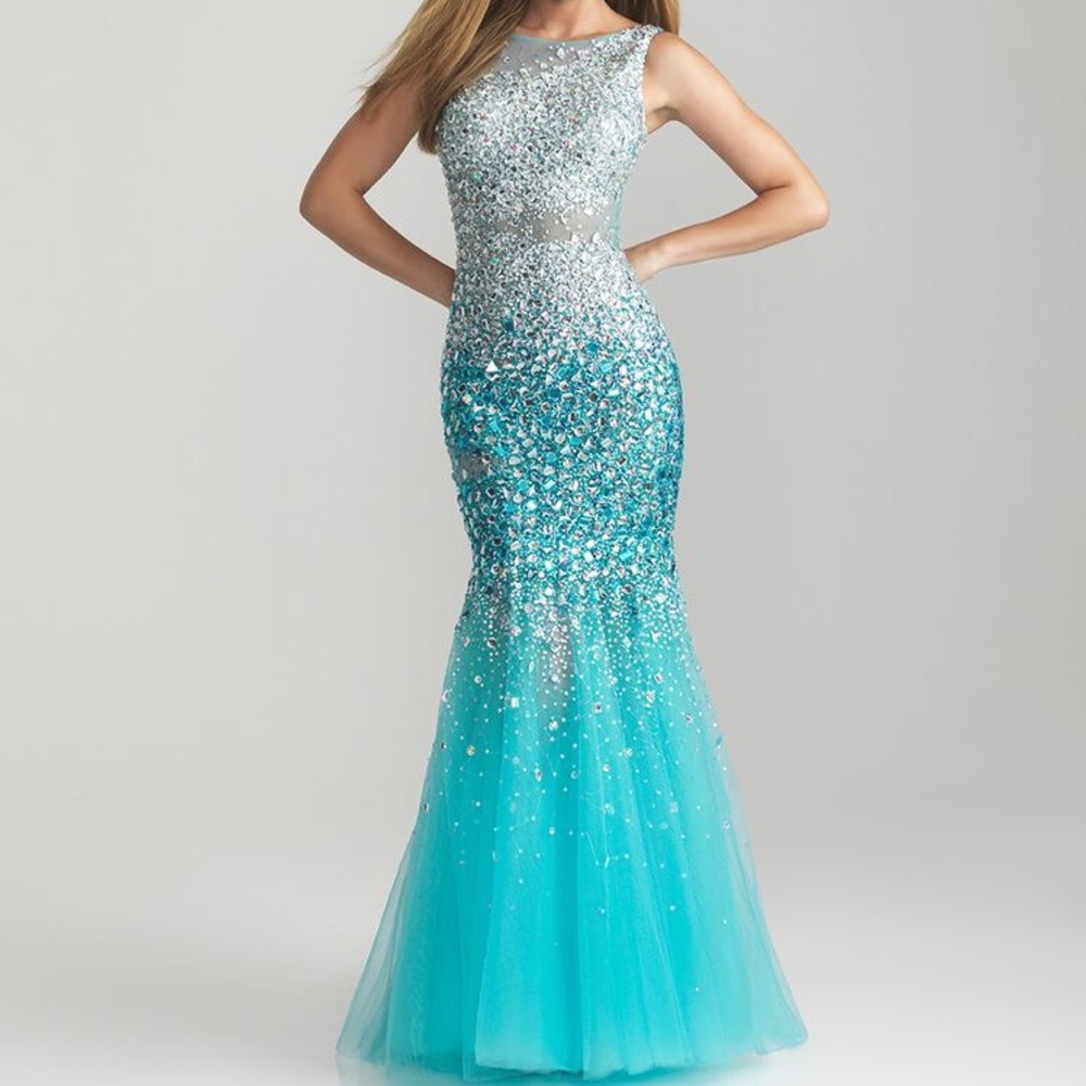 Teal mermaid formal - Picture 8 of 8